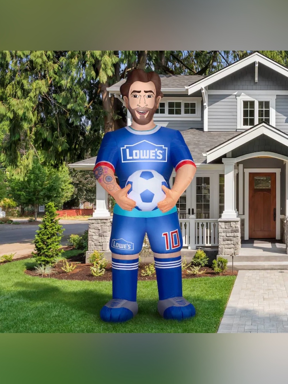 Lionel Messi 10-Ft High Lowes Limited Edition Lighted Outdoor Inflatable NIB